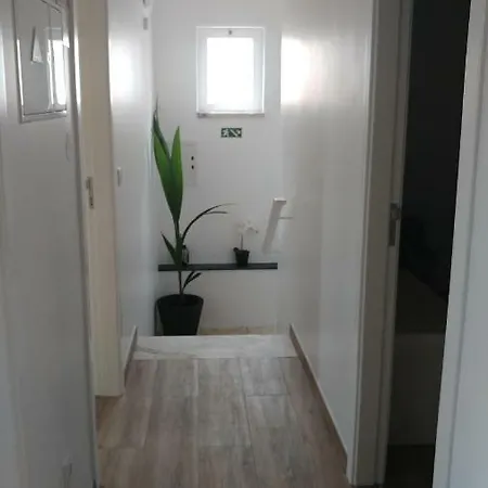 Casinha D'avo * נאזרה